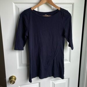 Unworn j crew artist tee in S navy. Boatneck.